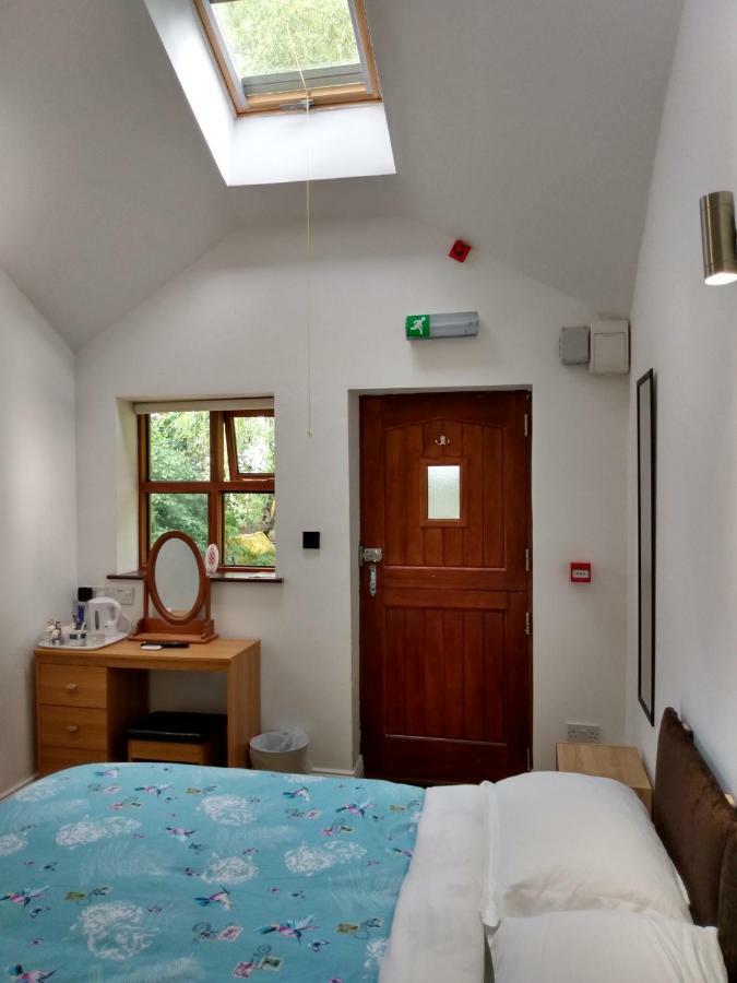 Brook Barn B&B Hale  Exterior foto